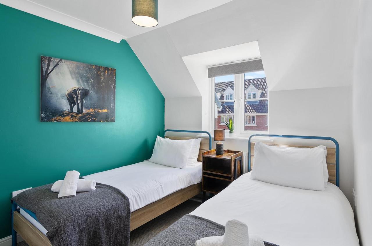 Вілла 4Br Townhouse Wbalcony Free Parking Fast Wi-Fi Норвіч Екстер'єр фото