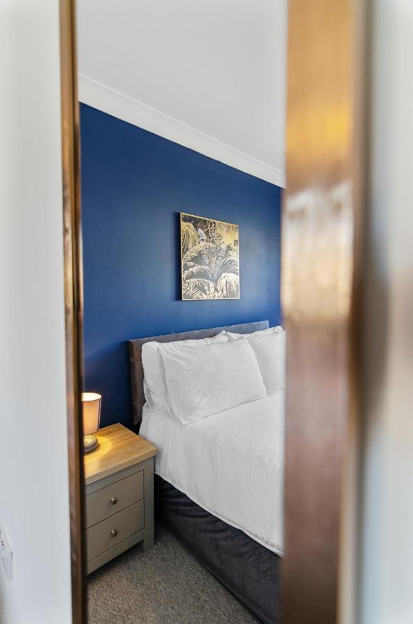 Вілла 4Br Townhouse Wbalcony Free Parking Fast Wi-Fi Норвіч Екстер'єр фото
