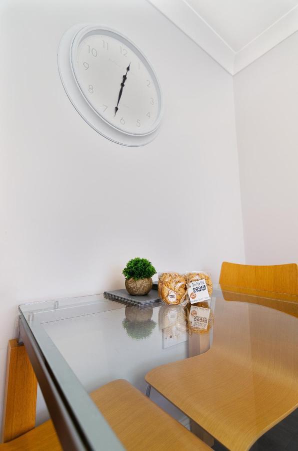 Вілла 4Br Townhouse Wbalcony Free Parking Fast Wi-Fi Норвіч Екстер'єр фото