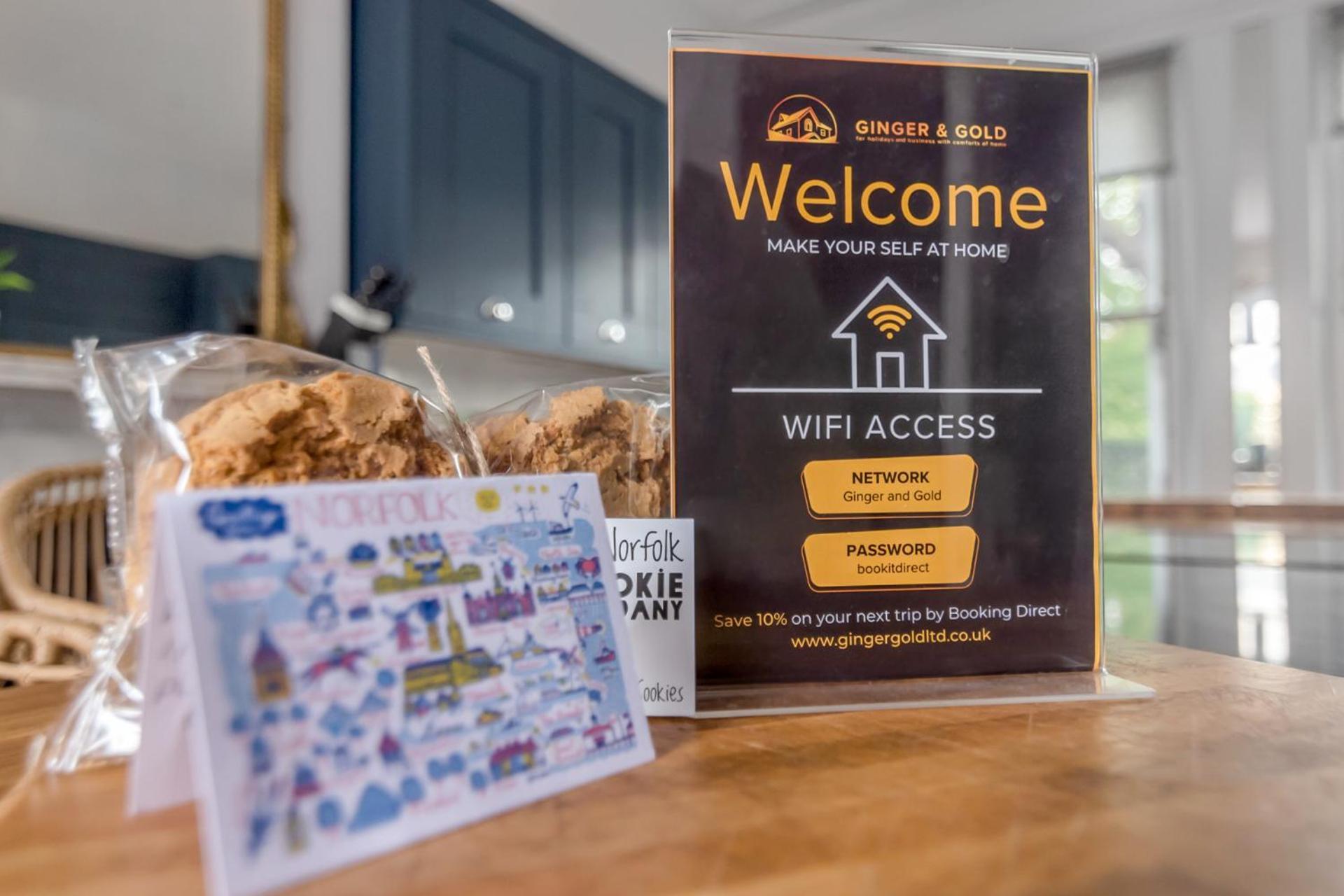 Вілла 4Br Townhouse Wbalcony Free Parking Fast Wi-Fi Норвіч Екстер'єр фото